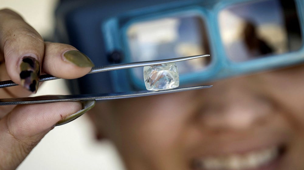 Gruvjätten skriver ned värdet på anrika De Beers med 31 miljarder​​
