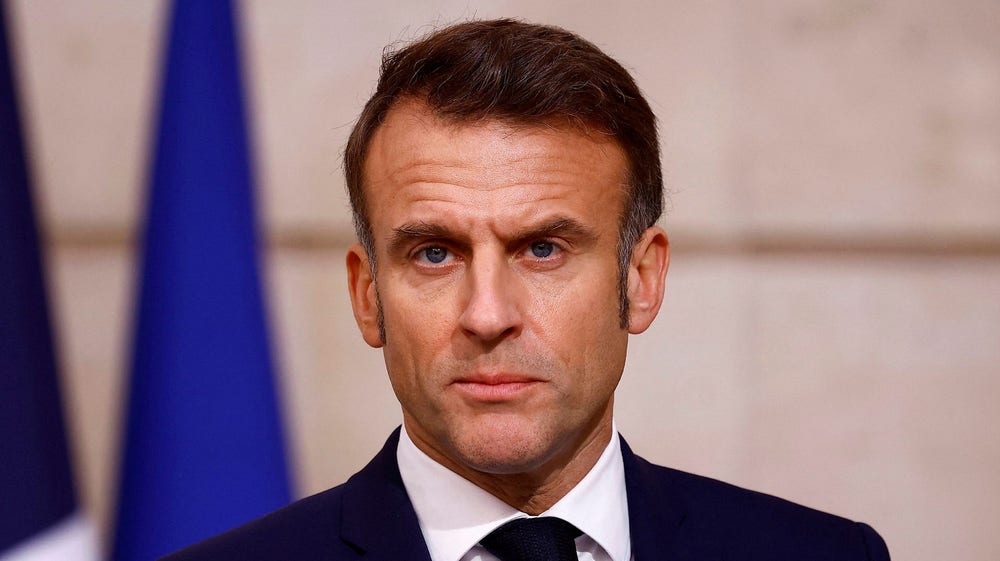 Macron: Talat med Trump och Zelenskyj​​