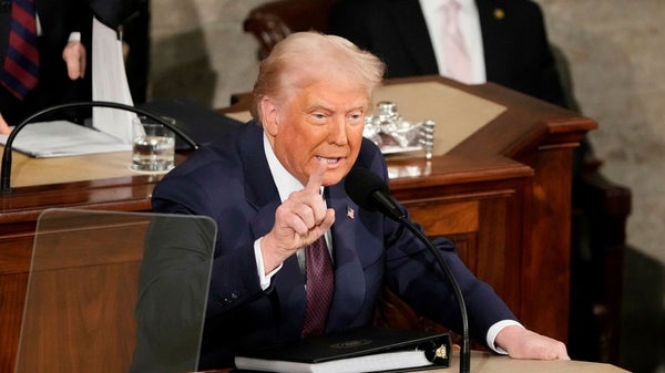 Klart: 25 procent Trumptull på fordon – biljättarna rasar​​