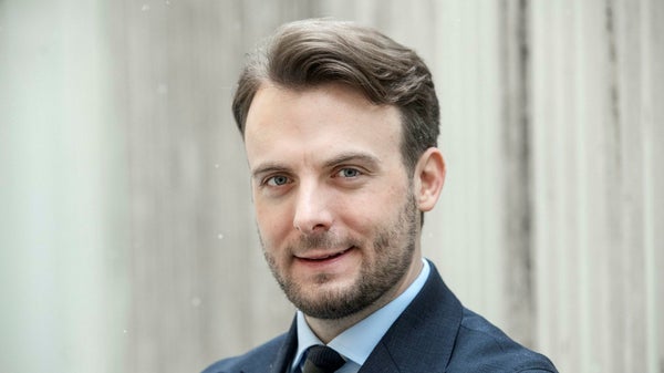 Humble tillbaka i förvärvsgamet – i ny takt​​