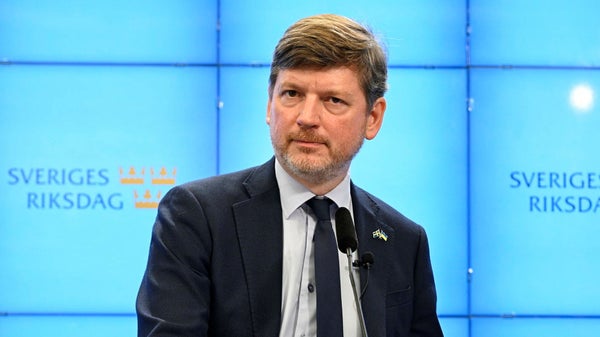 C-förslag: Miljardpresent till företag och ”folkbonus”​​