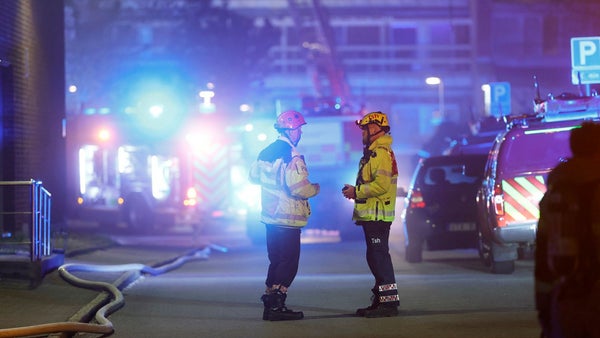 Flerfamiljshus brinner i centrala Göteborg​​