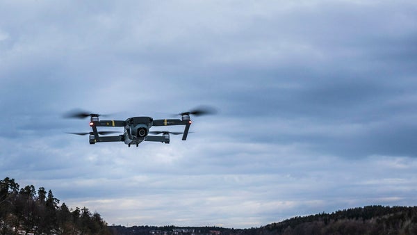 Drönarindustrin fastnar i byråkratisk turbulens​​