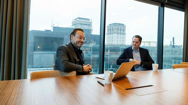 Delat ledarskap styr nya investmentbanken​​