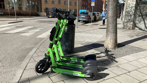 Voi-konkurrent får böta – ställde ut elsparkcyklar utan tillstånd​​