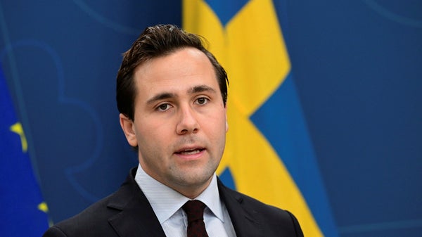 Replik: Regeringen står upp för snuset​​