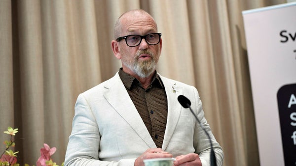 Sverige måste arbeta mer, inte mindre​​