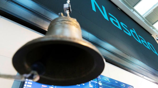Vin och vatten för Wallenberg i veckan​​