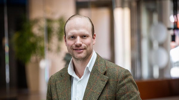 Jobbet som en ”blå zon” – når långlevnadstrenden arbetsplatsen redan 2025?​​