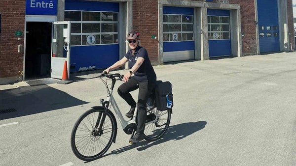 Bilprovningen nya utmaning: få kunderna att cykla​​