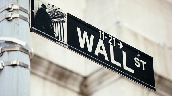 Blandad handel på Wall Street – Tesla föll efter svag försäljningsstatistik från Europa​​