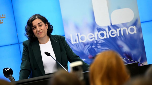 Nya L-ledaren kan inte ha röda linjer​​