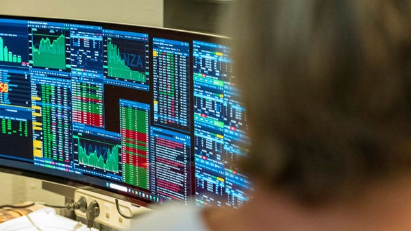 Spänd sommar väntar börsen – experterna guidar​​