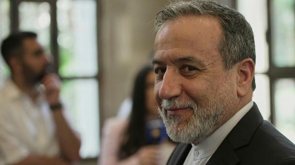 Irans utrikesminister åker till Moskva​​