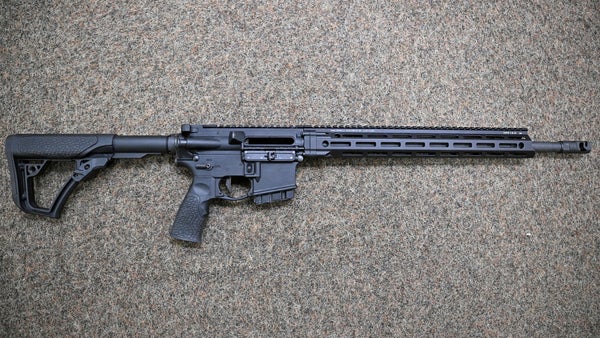 Geväret AR-15 förbjuds vid jakt​​