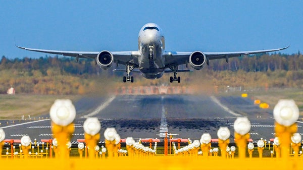 Kurslyft för flygaktier efter vapenvila​​