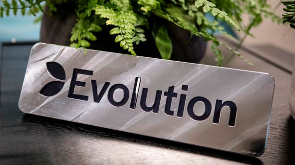 Analyshus: Sista hindret – sen vänder det för Evolution​​
