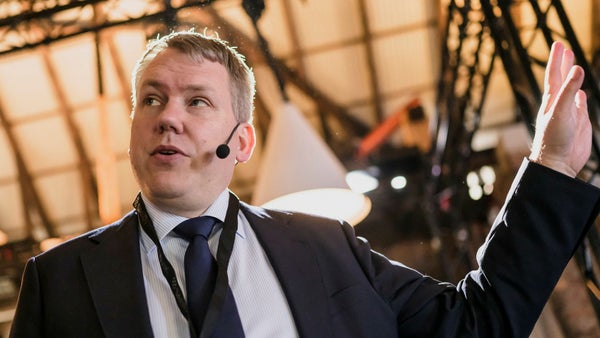 Sandvik tar första steg i sparprogram: 350 tvingas gå​​