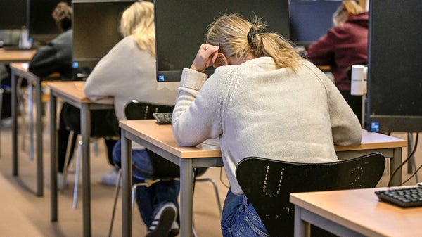 Replik: Som man frågar får man svar​​