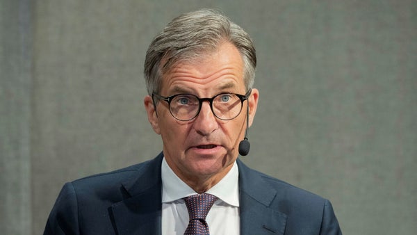 Erik Thedéen: Gå inte runt och hoppas på sänkt ränta​​