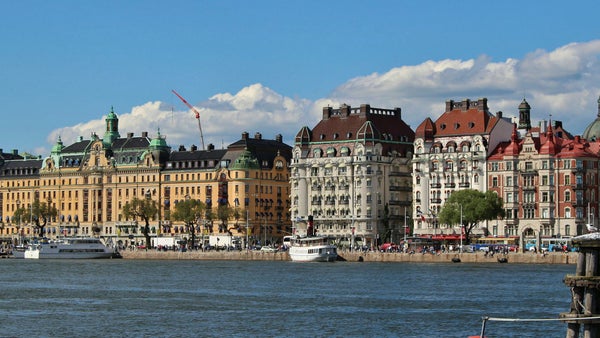 Beautybar, fiskmatning och bastu på Strandvägen​​