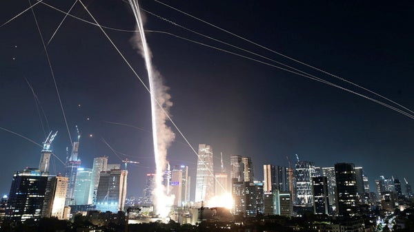 Iran och Israel verkar eniga om vapenvila​​