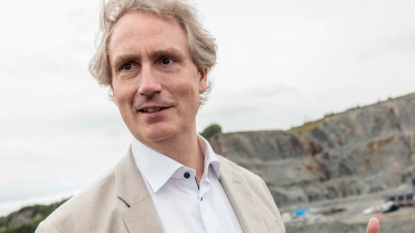 Konkursförvaltare kräver Selinbolag på hundratals miljoner​​