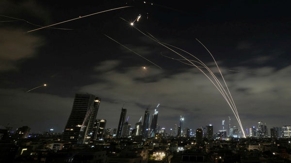 USA attackerar Irans kärnenergianläggningar​​