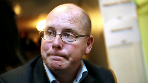 Nick Leeson sänkte Barings Bank – nu vill sonen in i finansbranschen​​