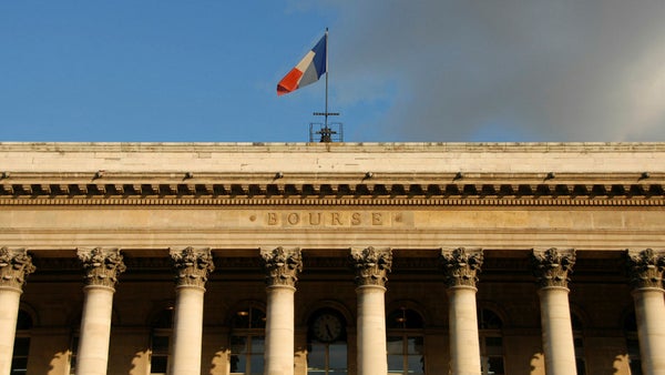 Parisnoterad betaljätte dolde grov brottslighet – rasar efter granskning​​