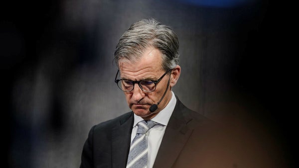 Ränterysare väntar efter smällen​​