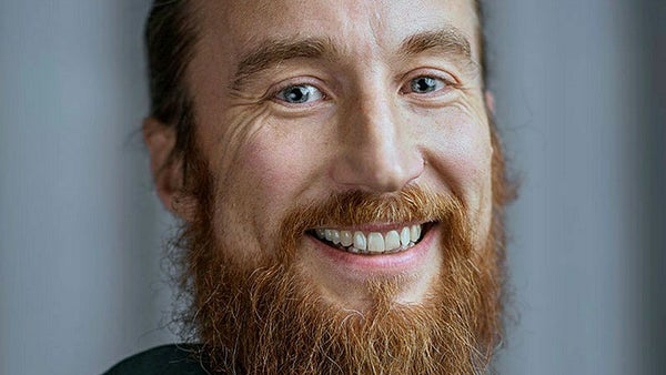 Engångseffekter räddar Teqnion från vinstras​​