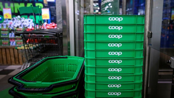 Ordkrig om krisande Coops band till S: ”Politisk korruption”​​
