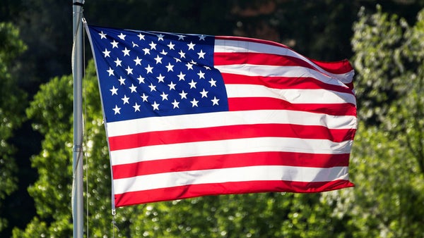 Inköpschefsindex i USA steg något över förväntan​​