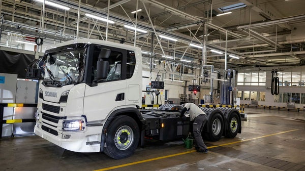 Traton ökade försäljningen – Scania backade​​