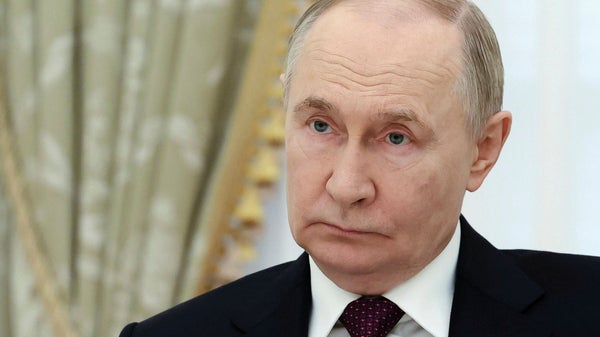Putin stoppar appar från ”fientliga länder”​​