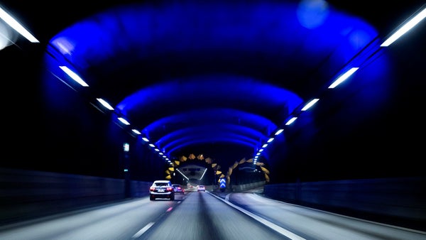 Tillväxtfientligt att S stoppar ny vägtunnel​​