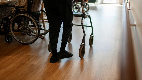 Kommuner är inte bättre på äldreomsorg​​