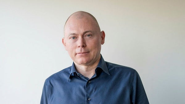 Dustin rapportrasar: ”Fortsatt utmanande ur ett volymperspektiv”​​