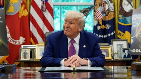 Trump: Tolv ”brev” med tullbesked klara​​