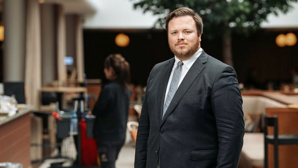 Samhall skickar hundratals till arbetslöshet​​