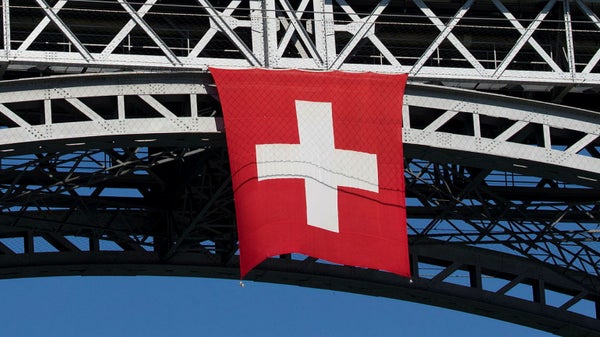 Konsumentpriserna steg överraskande i Schweiz​​