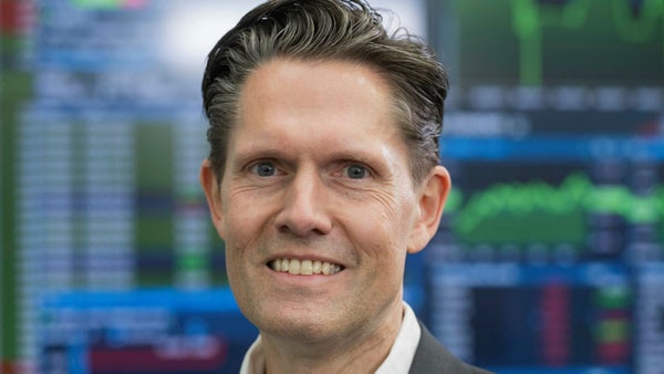 Asker lyfter omsättning och resultat​​