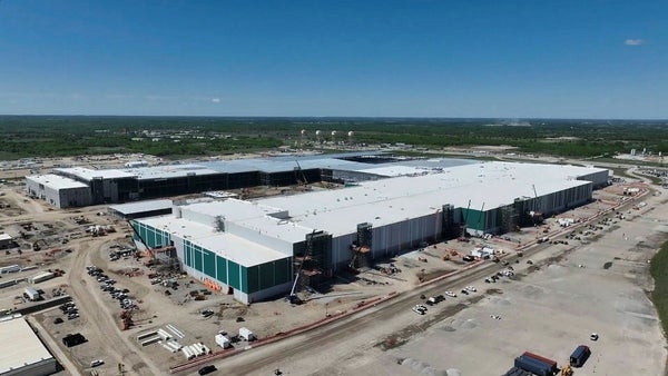Elektronikjättens USA-fabrik pressas av personalbrist​​