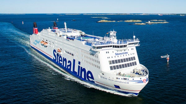 Stena gör storförlust – skär ned och flyttar jobb till Polen​​