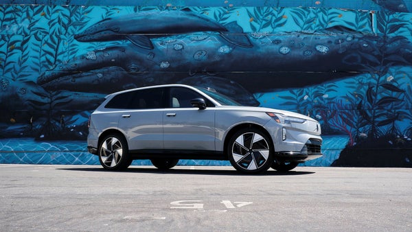 Volvo Cars tar nedskrivning på 11,4 miljarder – aktien faller​​