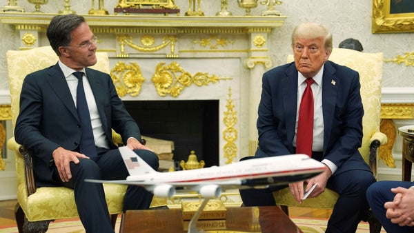 Trump hotar med kraftiga tullar mot Ryssland​​