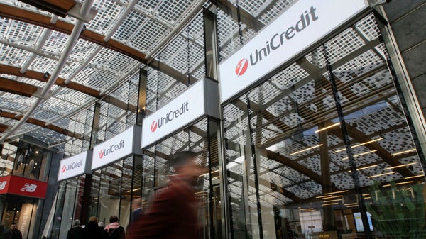 Italienska Unicredit ökar resultatet – höjer prognos​​