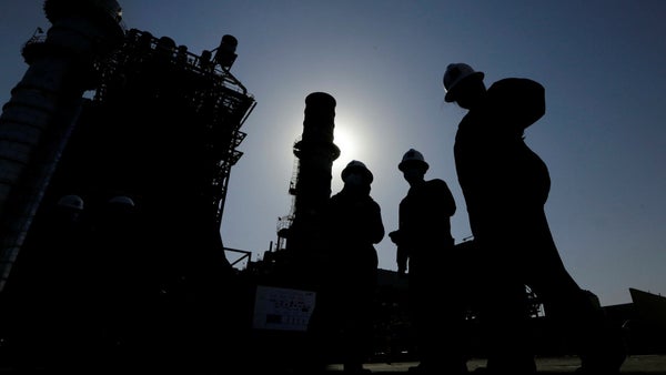 Råoljepriserna sjunker efter Opec-beslutet​​